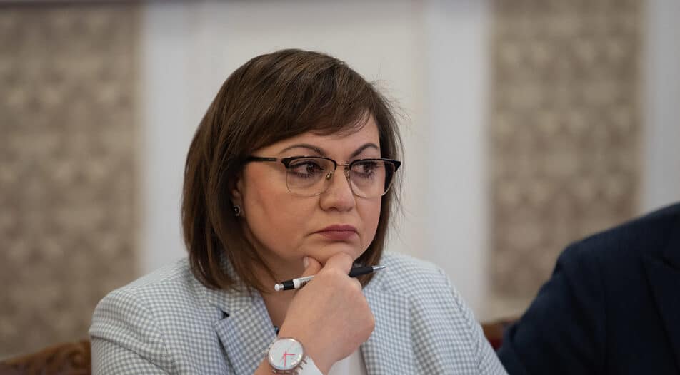 БСП поиска оставката на Корнелия Нинова