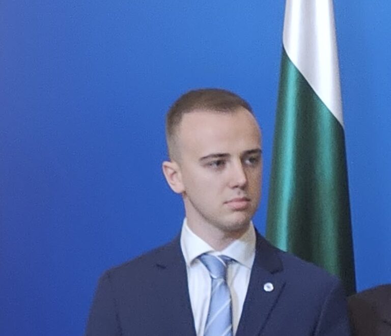 Председателят на РЕД Андрей Димитров притисна Терзиев с неудобни въпроси за милиони в бюджета на София